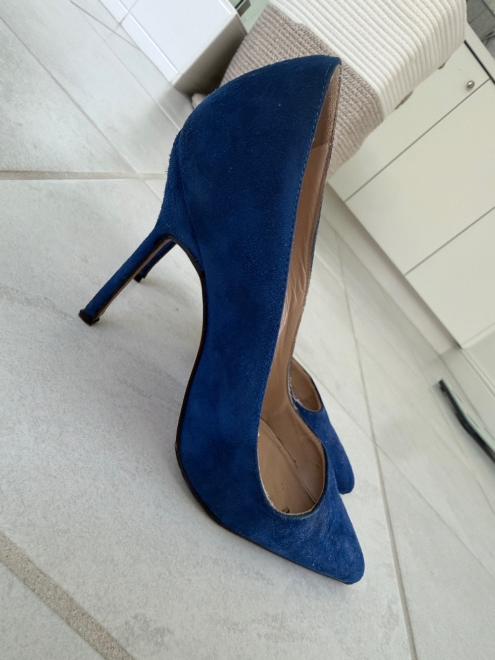 Manolo Blahnik Navy Blue Suede Pointed-Toe Stiletto Pump